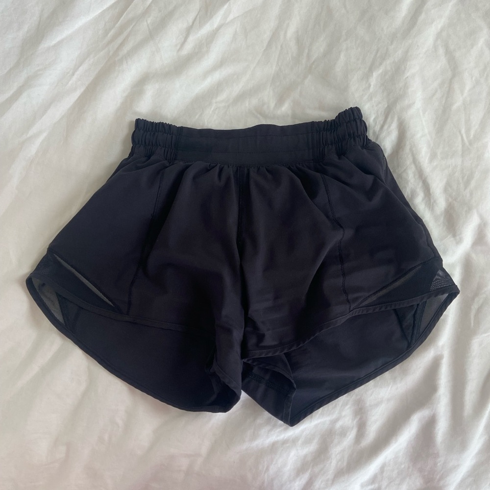 black lulu shorts!